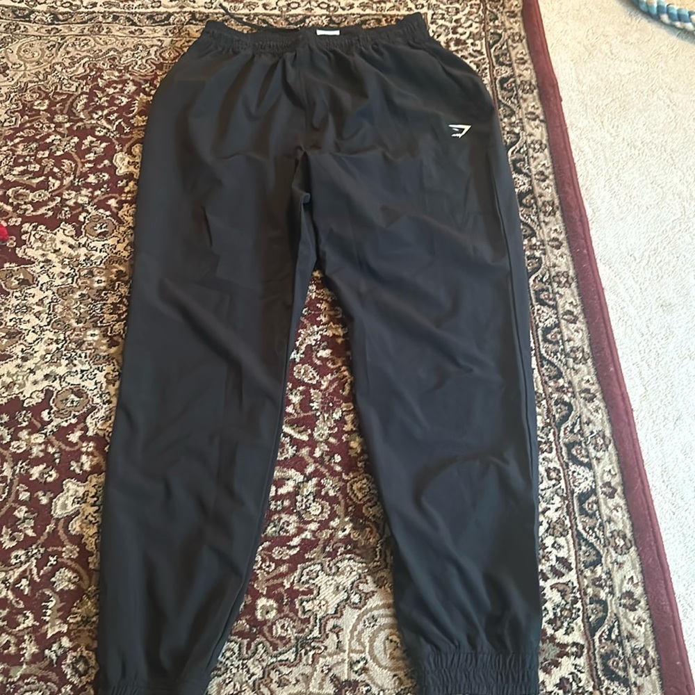Black gymshark joggers